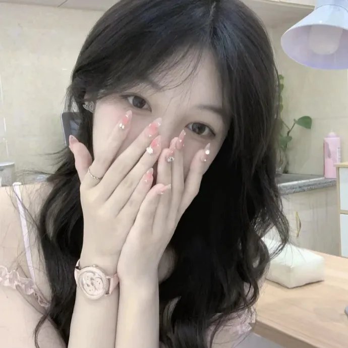 玉米田的小孩
